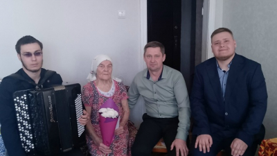 26 марта — в этот светлый день Нина Петровна Данилюк, уроженка села Новоберезовка, жительница нашего Аромашева, отметила свой день рождения.