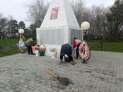 🪻1 мая в Кротовском сельском доме культуры прошёл замечательный субботник!