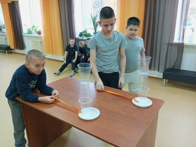 «Да здравствуют чудаки»