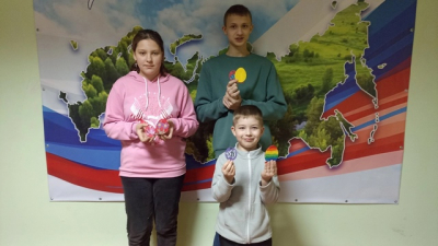 🐣🎨 Мастер-класс по изготовлению пасхальных подставочек для яиц в Большескарединском СК! 🎨🐰